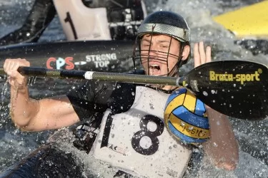 Braca's newest Canoepolo Paddle: the Polo Rapid